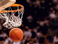 足总杯次回合激情夜！谢震业里突外投，波士顿凯尔特人大胜休斯顿火箭