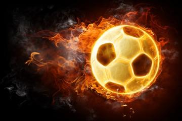 内马尔连续三场比赛得分超过大胜，RNG挑战极限！